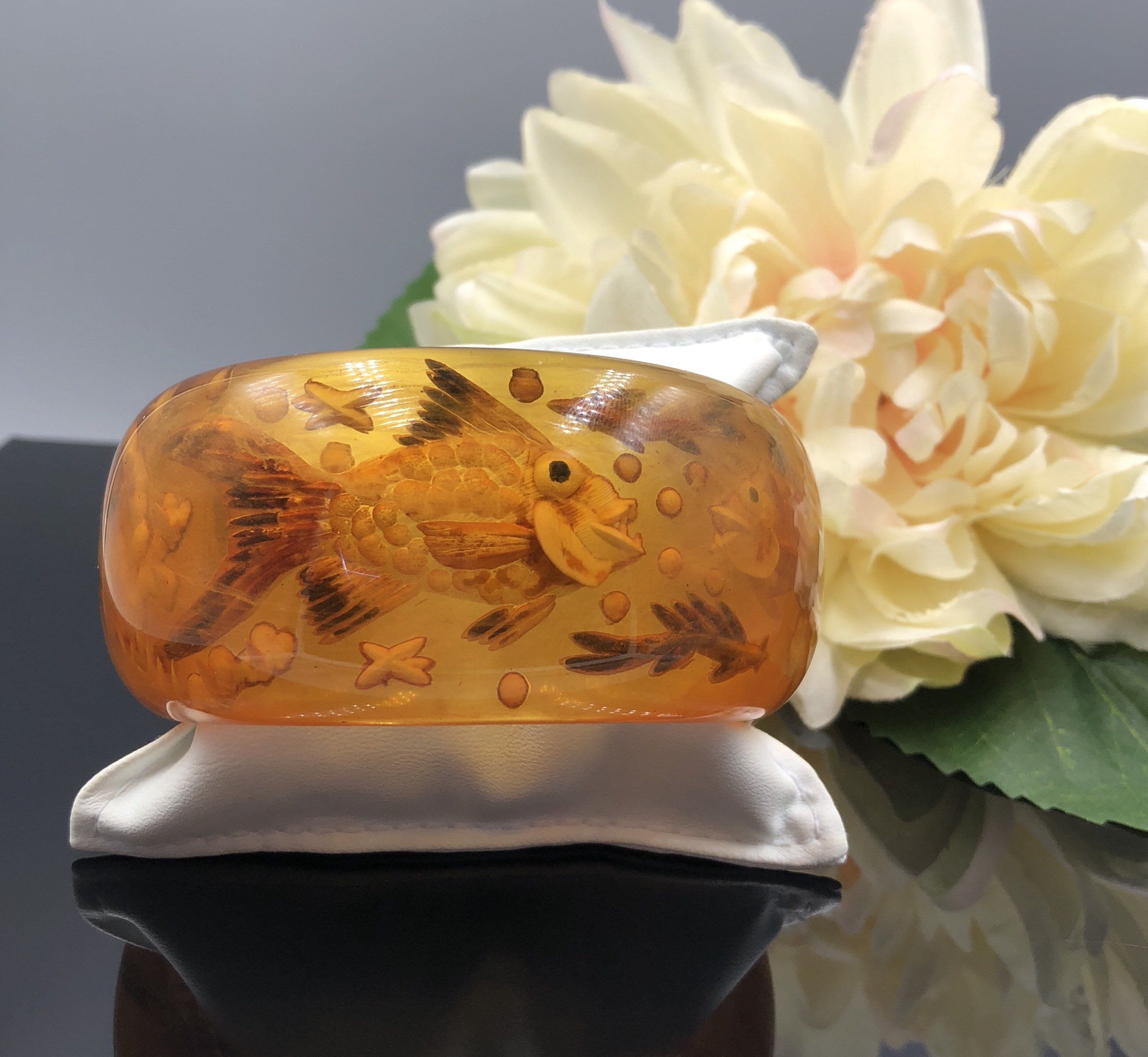 RARE Wide Reverse Carved Apple Juice Bakelite Fishbowl Slip On Bangle